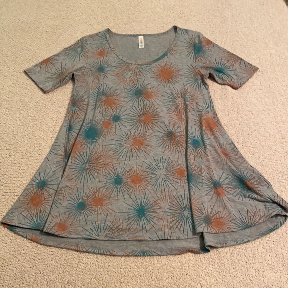 Women’s LuLaRoe Shirt